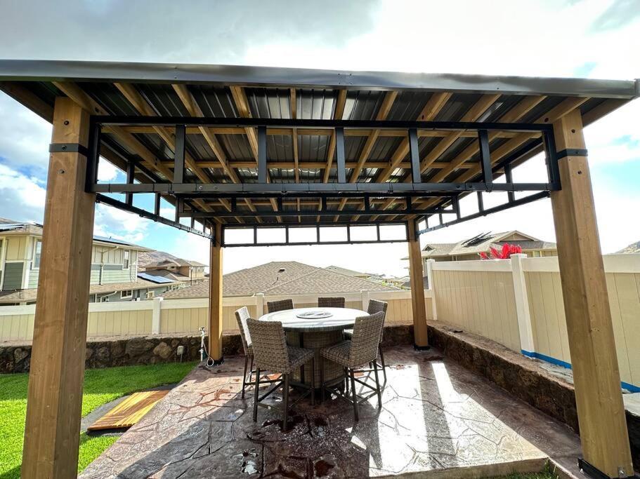 New 4 Bedroom Home With Ocean And Gorgeous Mountain Views In The Gated Community Of Mauna Olu Waianae Exterior foto